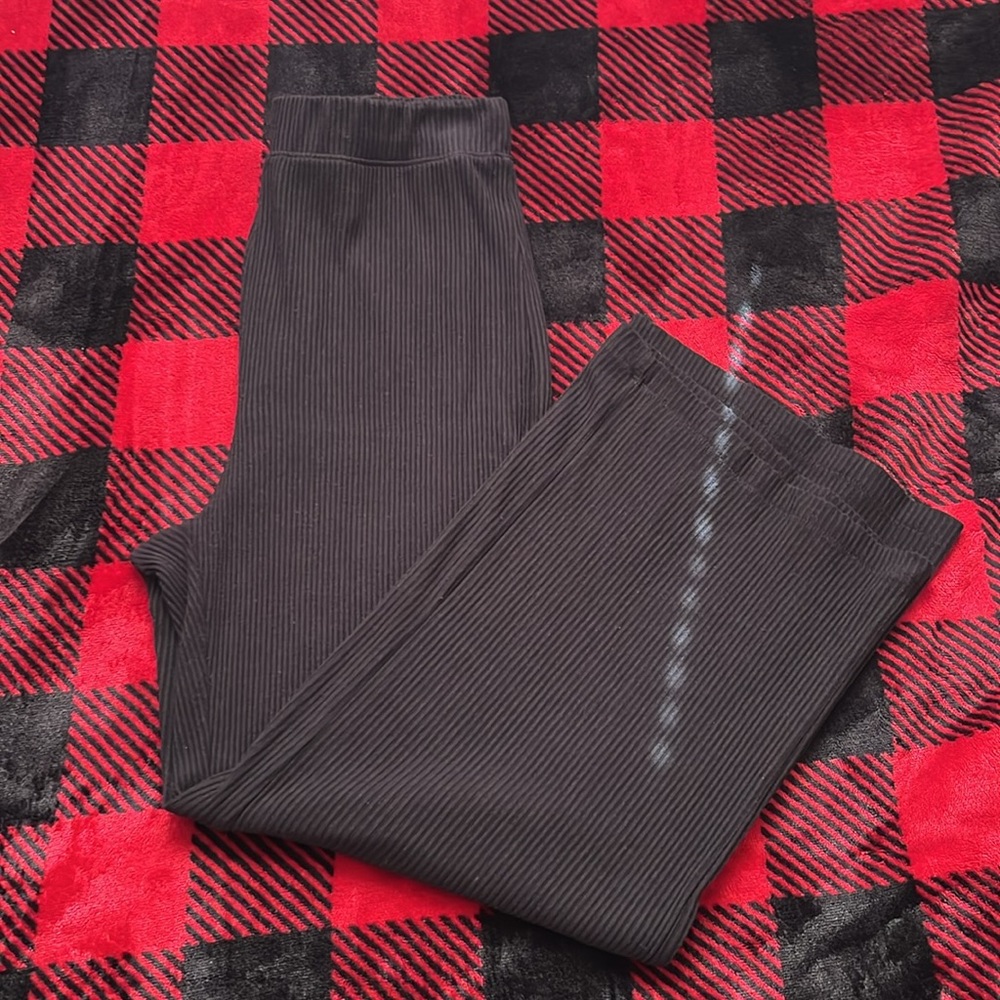 H&M Ribbed wide leg pants